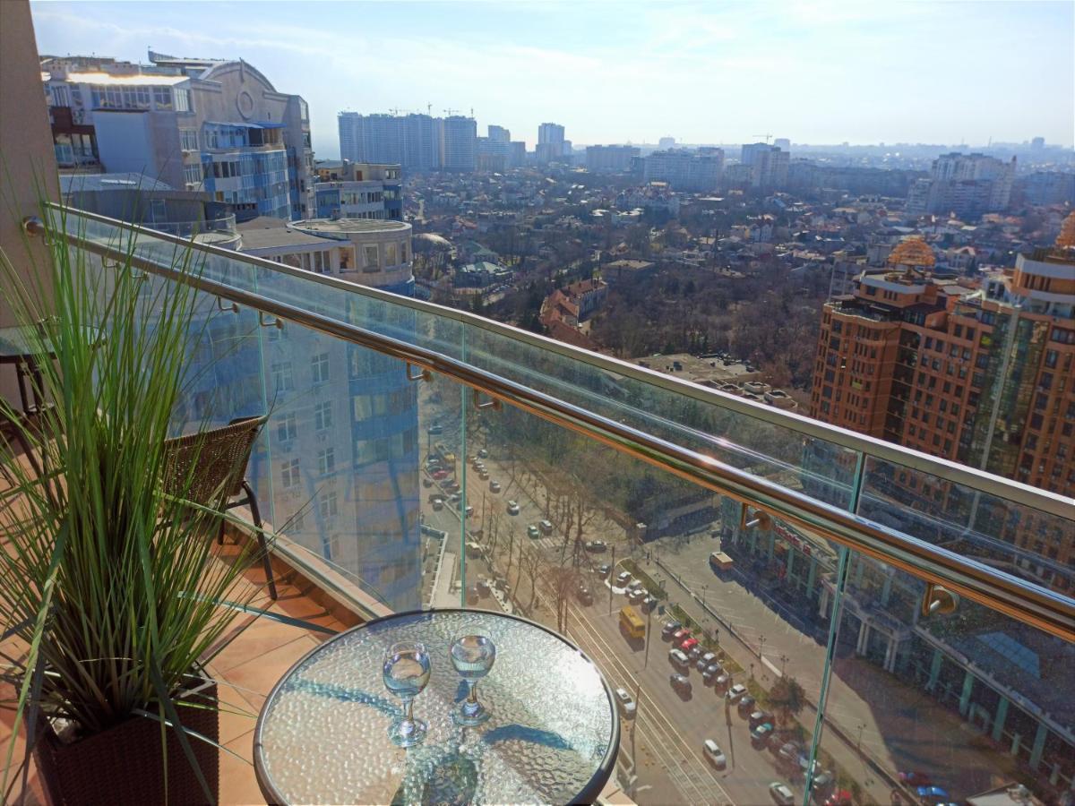 Arcadia Stylish Apartment Big Terrace! Odessa Buitenkant foto